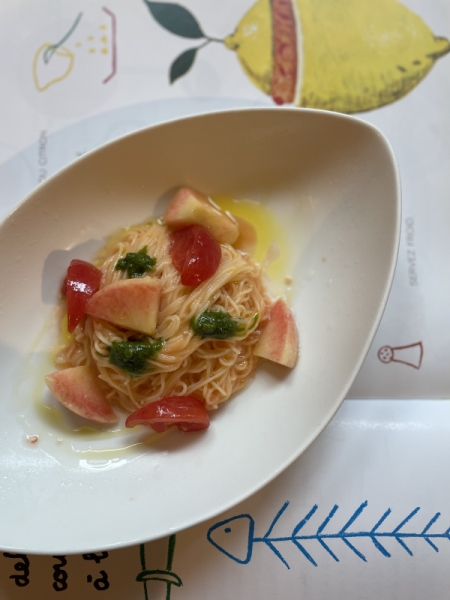 桃とトマトの冷製カッペリーニ